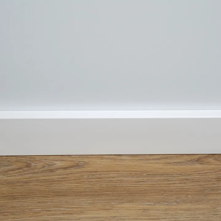 ZOCALO DE XPS 6 cm x 2 Mts BLANCO - Miniatura 3
