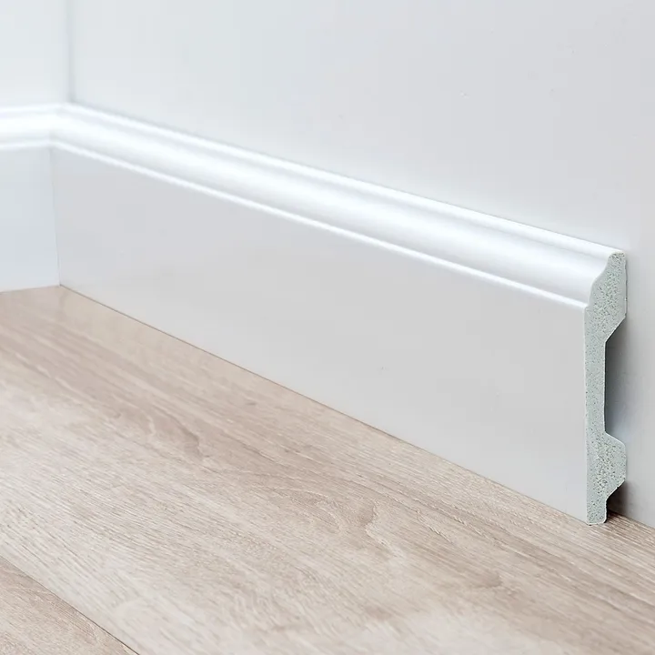 ZOCALO DE XPS 8.2 cm x 2 Mts BLANCO
