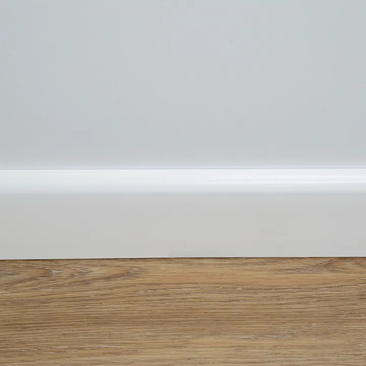 ZOCALO DE XPS 7 cm x 2 MTS BLANCO - Miniatura 3